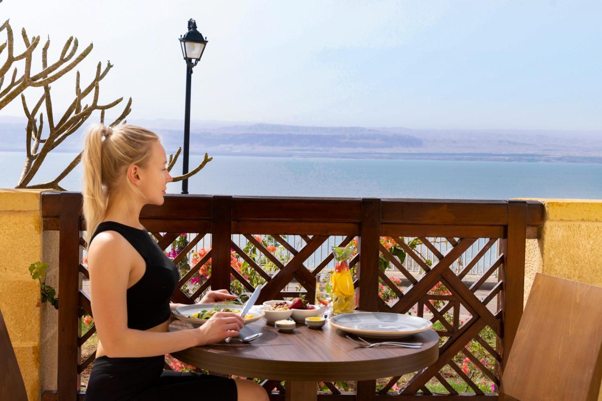 Crowne Plaza Jordan Dead Sea & By Ihg Курортный комплекс 5*